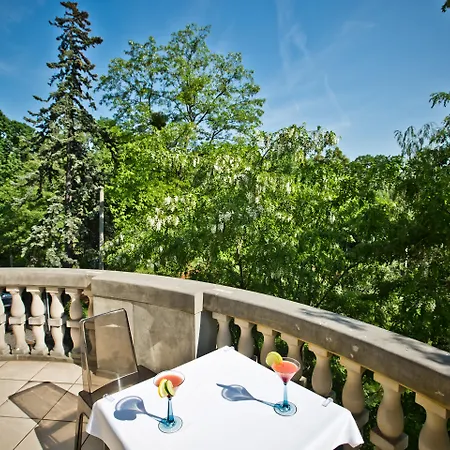 Platinum Palace Boutique Hotel & Spa-3