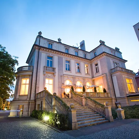 Platinum Palace Boutique Hotel & Spa-2